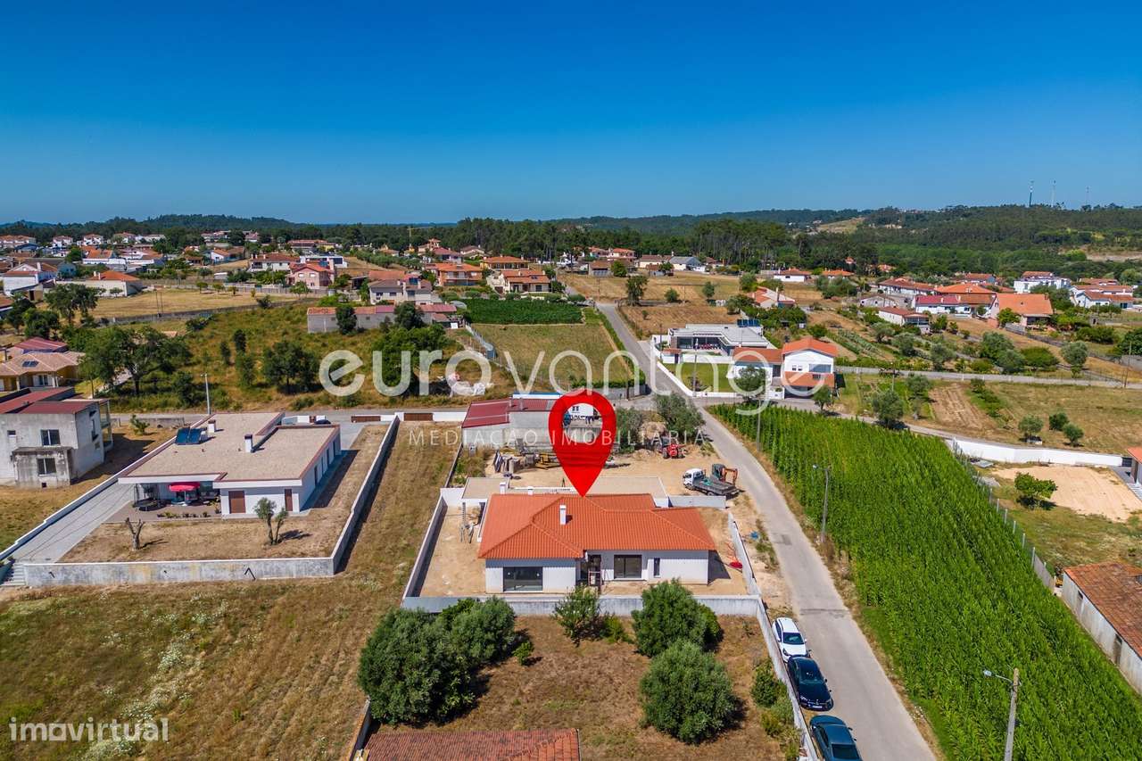Moradia Isolada em Ortigosa - Leiria - Grande imagem: 5/60