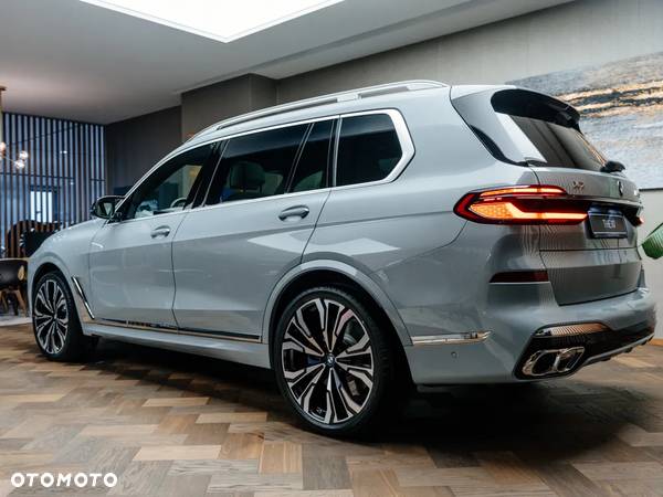 BMW X7 M60i xDrive mHEV sport - 2