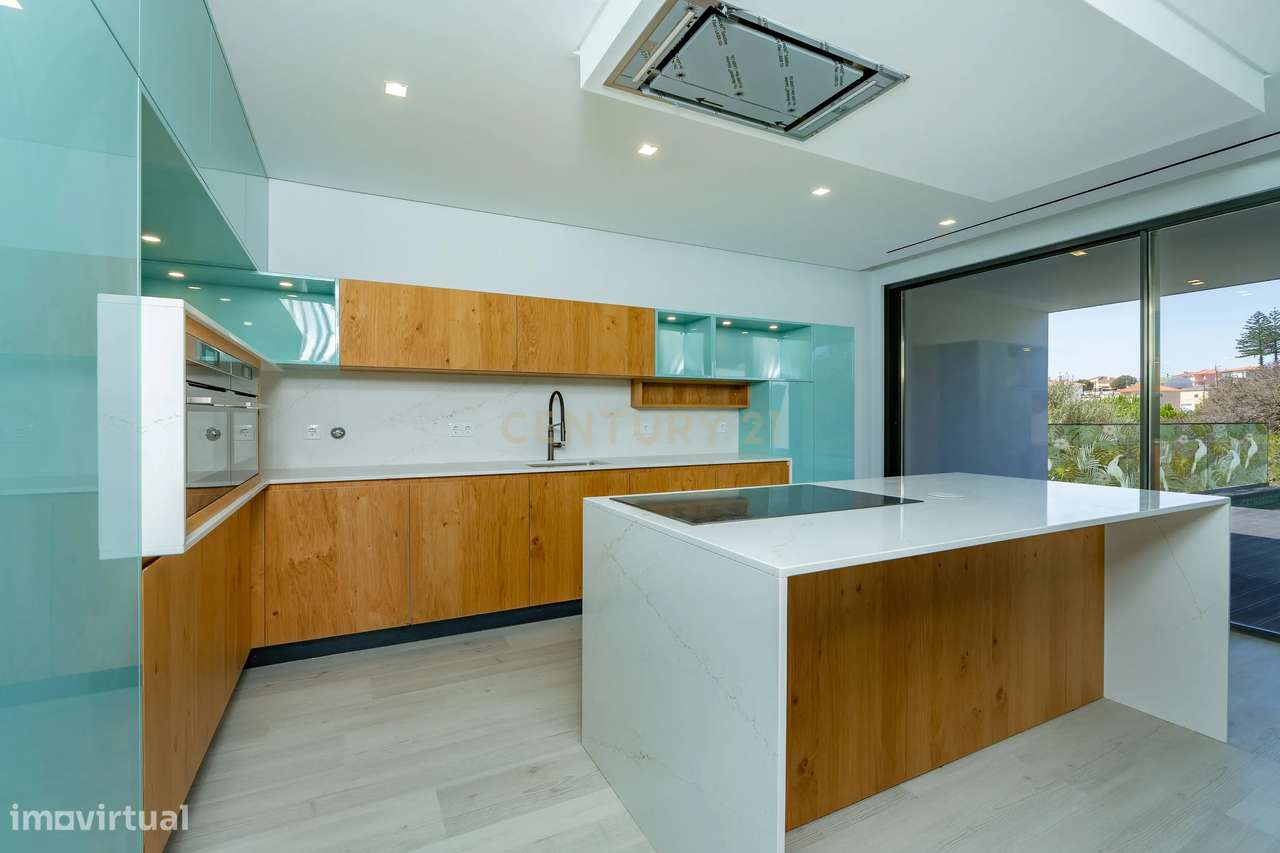 Moradia premium em Cascais onde o luxo e a natureza se encontram-13