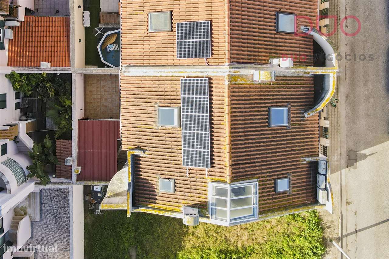 Moradia T4+1 à venda no Montijo-4