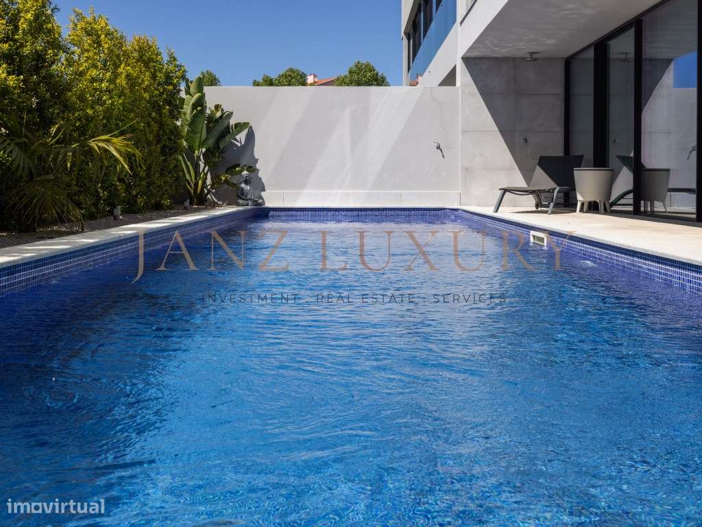 Moradia T4 Contemporânea com Vista Mar Total e Rooftop | Paço de Arcos-45
