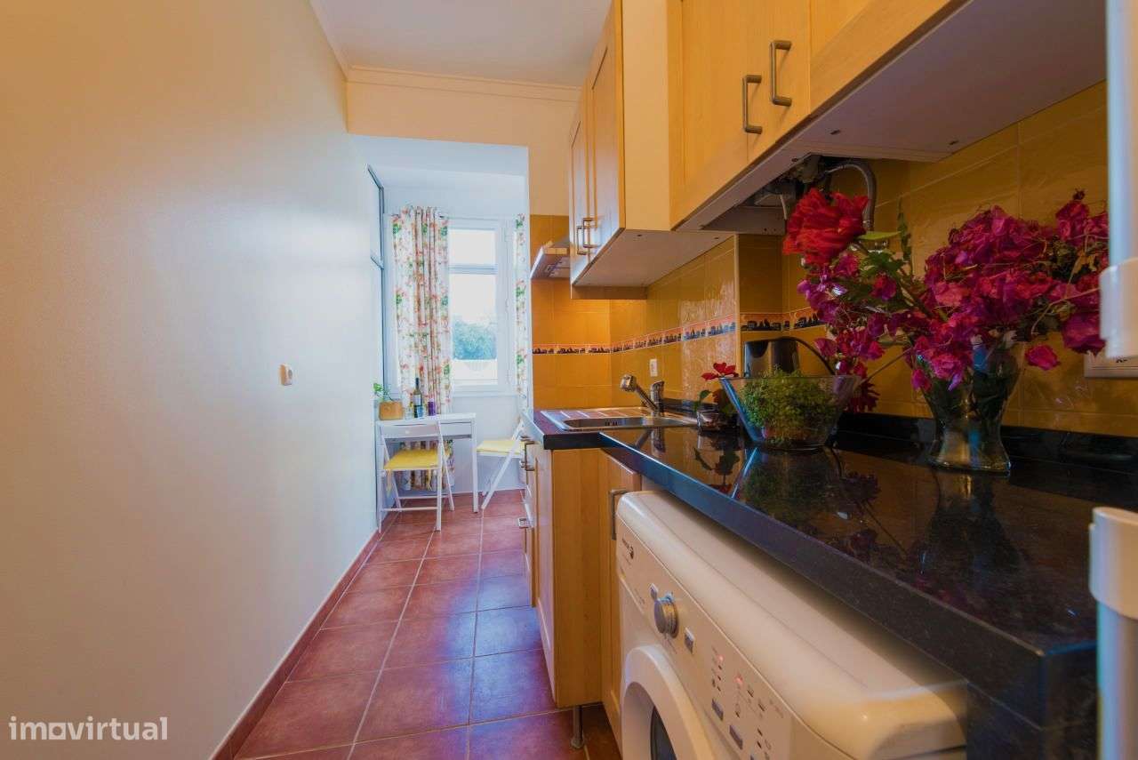 STUDIO junto Hosp Luz, centro comercial Colombo e metro - Grande imagem: 4/15