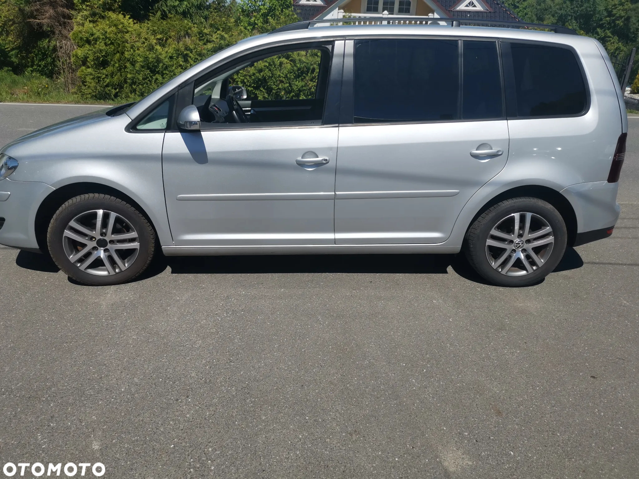 Volkswagen Touran 1.4 TSI Comfortline - 7