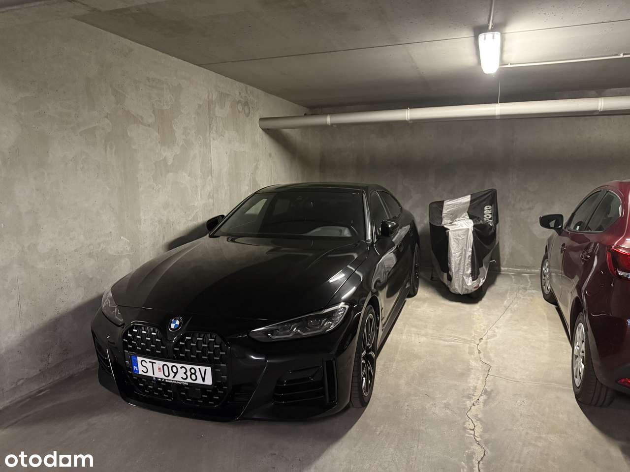 Wynajmę miejsce w hali garażowej