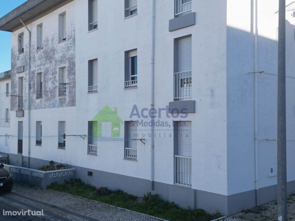 APARTAMENTO T3 - PENICHE