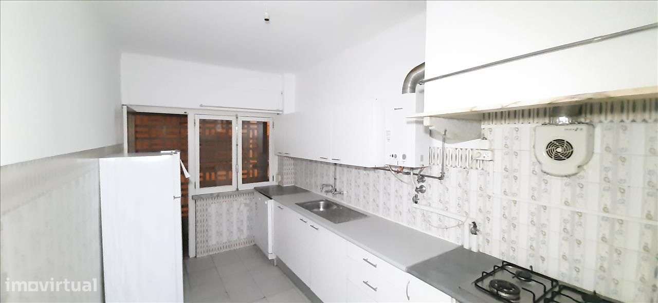 Apartamento T2 na Amora - Grande imagem: 5/10