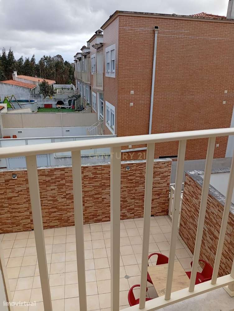 Moradia T5 com Terraço e Garagem | A 5 min da Praia – Vieira de Leiria-18