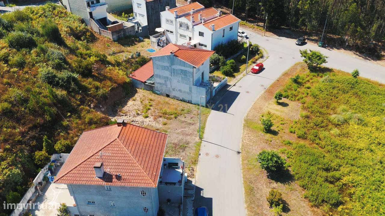 Oportunidade Única!  Terreno de 267m2 para Construção  em Crestuma, Vi-5