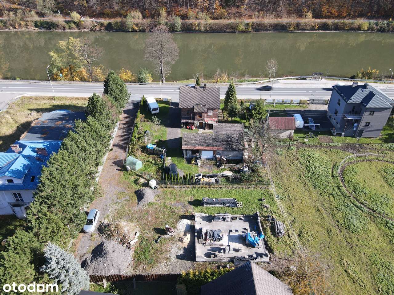 Na sprzedaż działka z rozpoczętą budową przy Jeziorze M. w Czernichów.-9