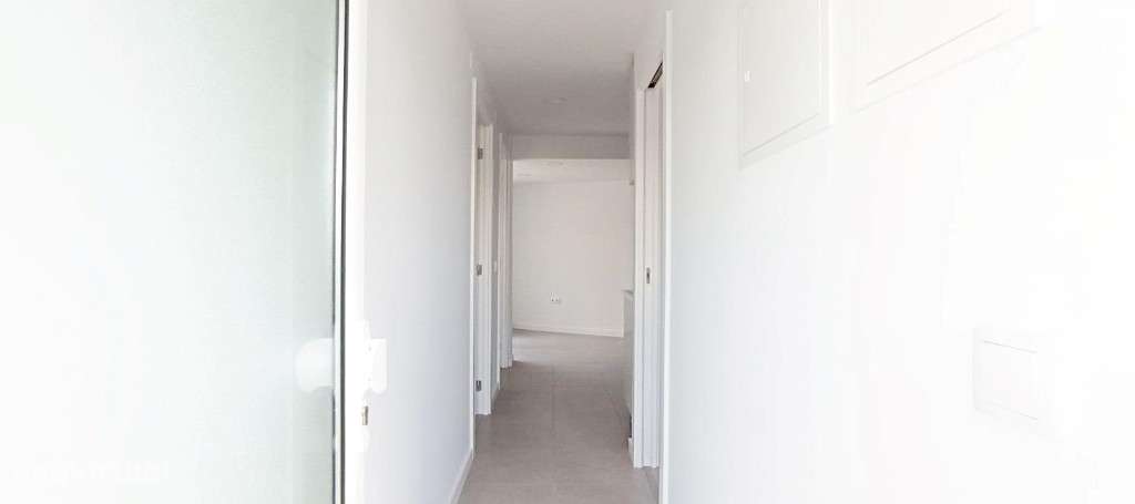 Moradia M4, Vale das Flores-5