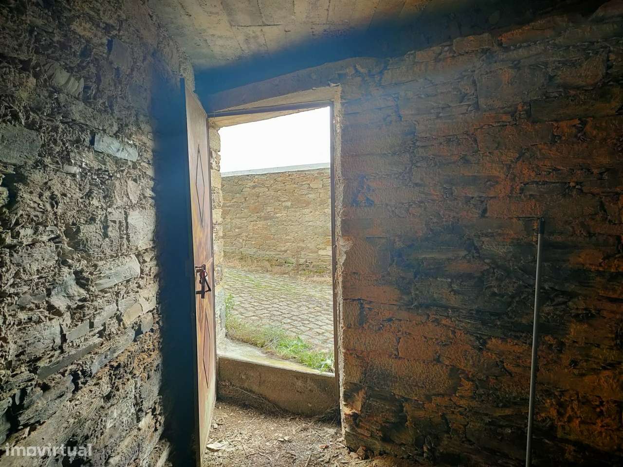 Moradia para Restaurar T2 Venda em Castelo Branco,Castelo Branco - Grande imagem: 5/32