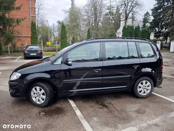 Volkswagen Touran 1.9 TDI DPF Highline - 6