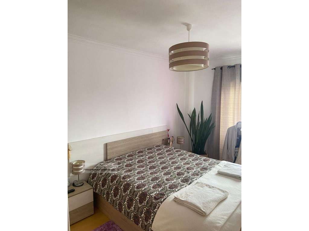 Apartamento T3 no Botequim, Charneca da Caparica-5