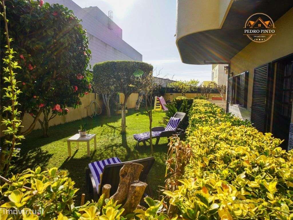 Moradia Independente com Piscina a 250m da Praia – Madalena, Vila Nova-11