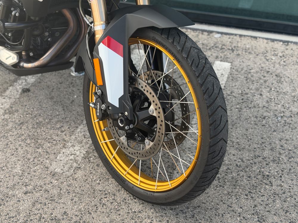 BMW F 900 GS