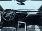 Audi e-tron - 13