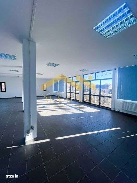 Spatiu comercial/birouri/cabinet - Imagine principală: 2/6