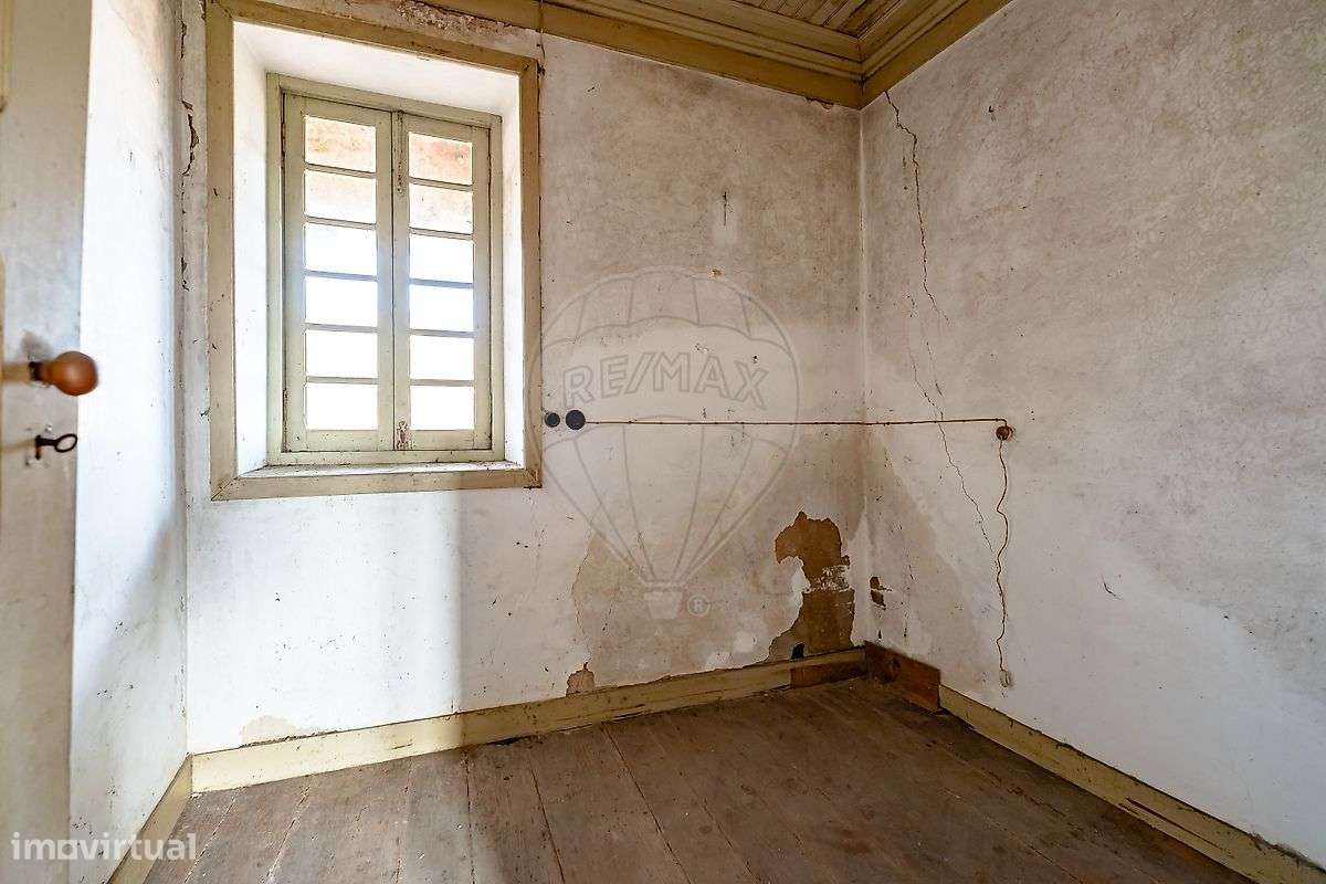 Moradia T4 para venda-13