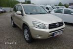 Toyota RAV4 2.2 D-4D Luna - 12