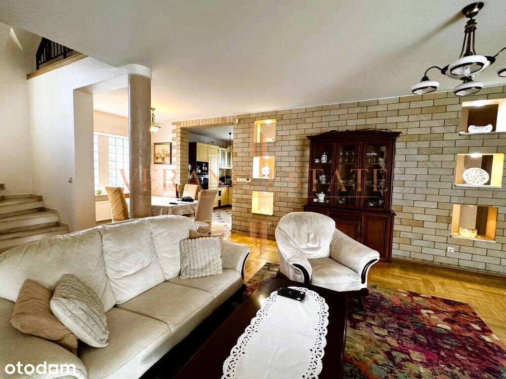 Dom 230 m² z pięknym ogrodem- umeblowany-3