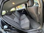 Toyota Avensis 2.0 D-4D Active - 25