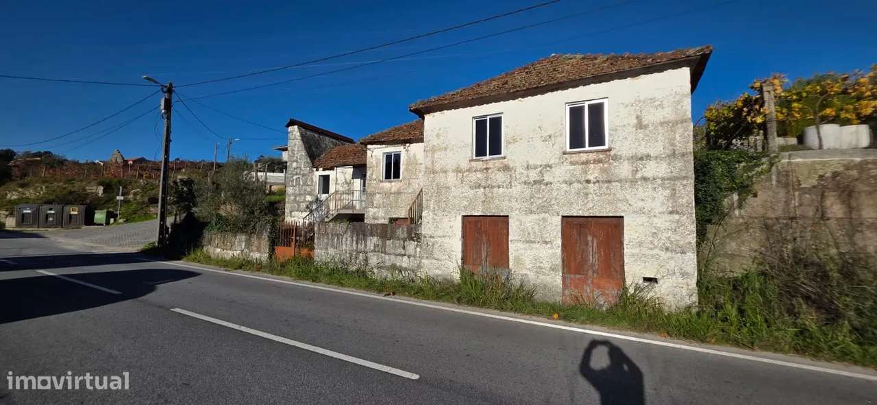 Moradia para restaurar - Constance, MCN-7