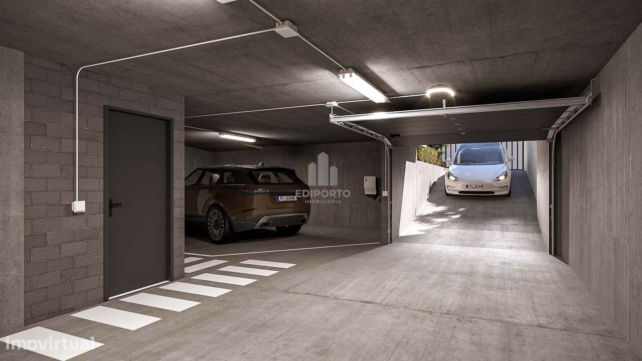 Apartamento T2 com Varanda e Garagem em Condomínio Fechado Conforto, Q-14