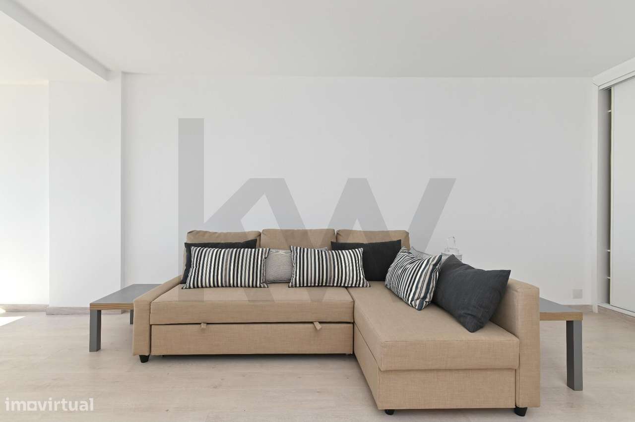 T0 com vista frontal de mar na Costa da Caparica - Grande imagem: 5/25