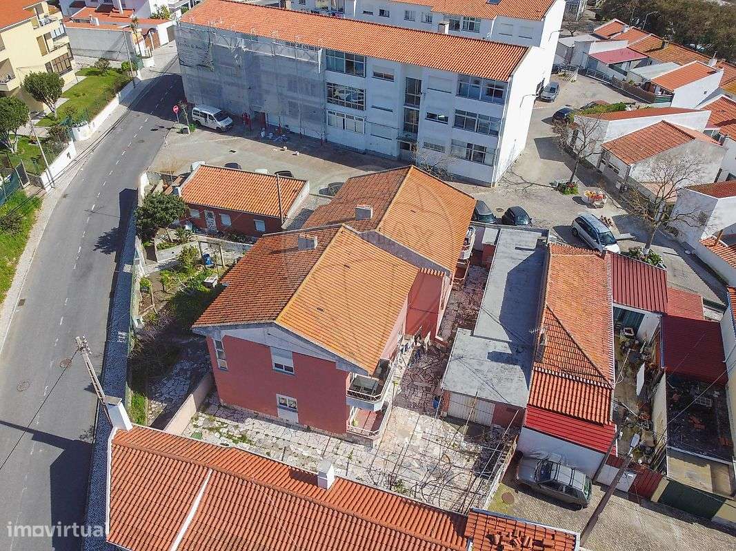 Moradia T8 para venda-11