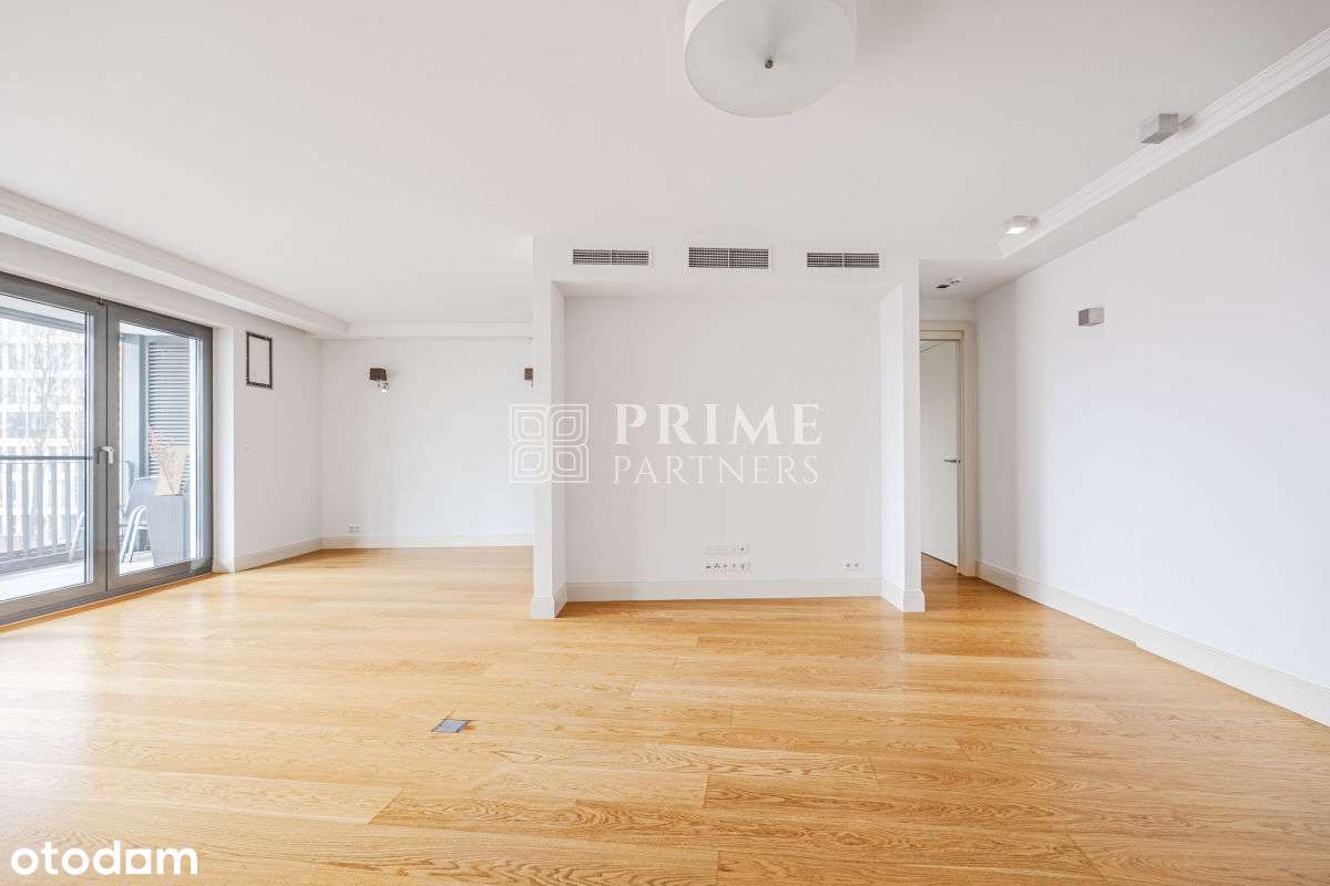 Apartament przy ul. Grzybowskiej 4 z dwoma miejscami garażowymi-14