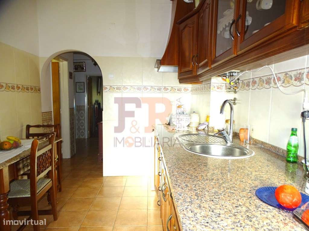 'Excelente 'Apartamento T2 Alto Seixalinho, Verderena Barreiro-11