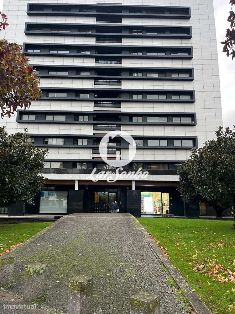 T3 Bastante espaçoso no centro da Maia - Grande imagem: 2/25