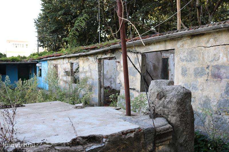 Propriedade c/ 1.800 m2 com  5  artigos urbanos em S. Vicente - Braga-11