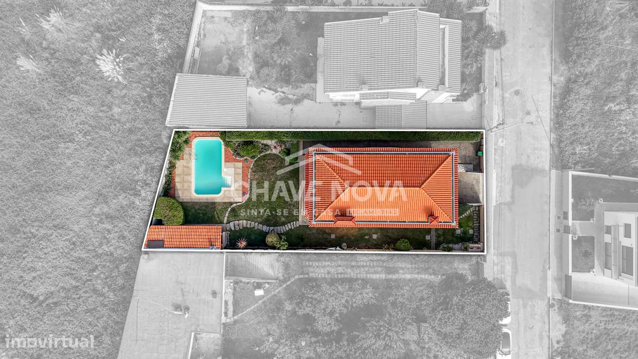 Moradia T3 Canidelo COMO NOVA com Piscina 4 Frentes-46