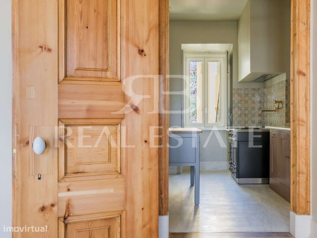 Fabuloso T3+2 com TERRAÇO + VISTA no PRINCIPE REAL - coração de Lisboa-6