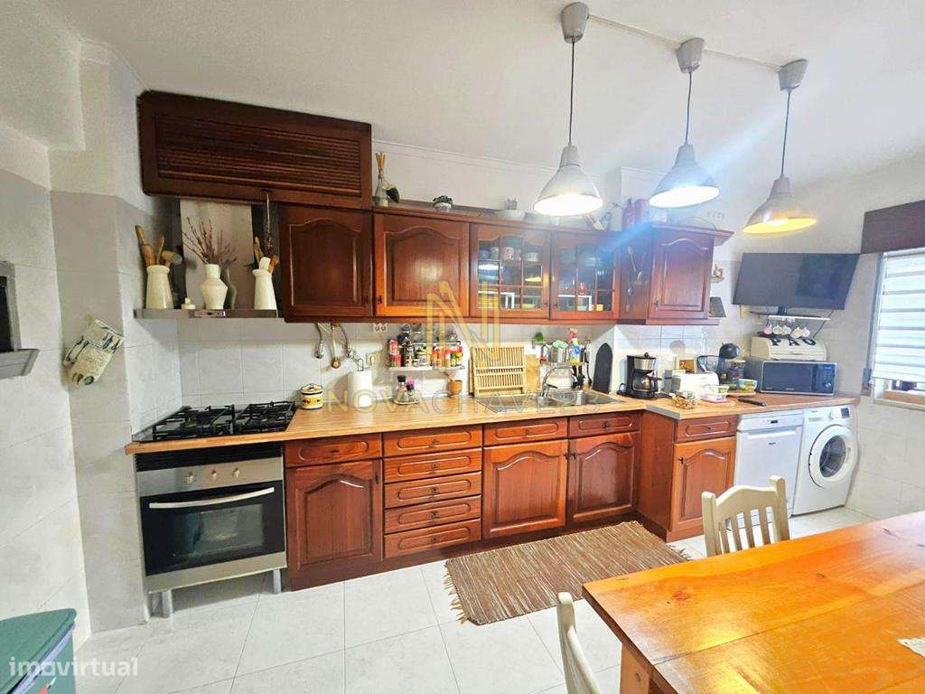 Apartamento T2 na Quinta da Barroca – Agualva-Cacém-9