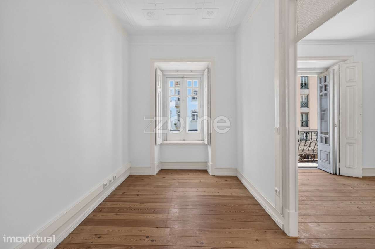 Apartamento T6 nas Picoas, Avenidas Novas, Lisboa-16