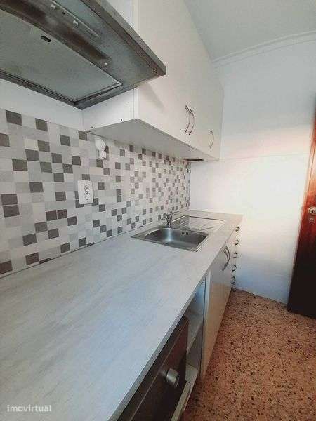 Apartamento t2  com quintal - Grande imagem: 4/11