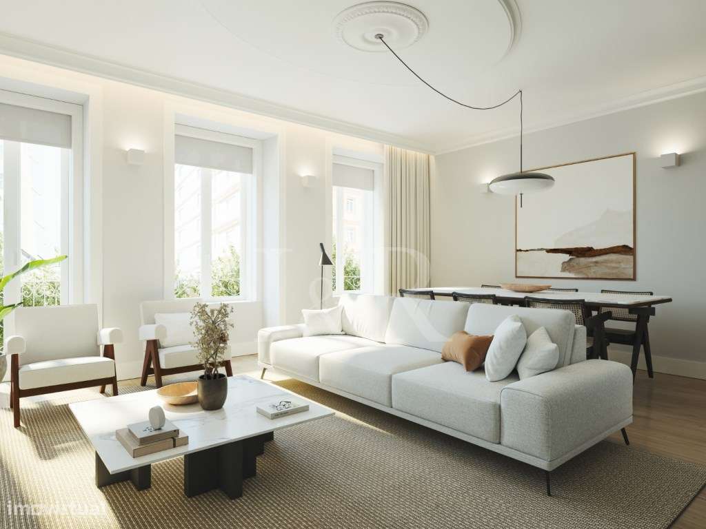 Apartamento T2 com varanda, junto ao Marquês Pombal, Lisboa - Grande imagem: 3/28