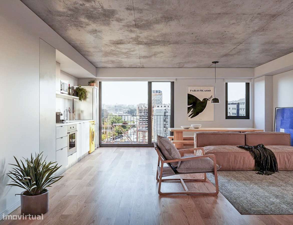 Apartamento T1+ 1 com varanda em Leça da Palmeira.-12