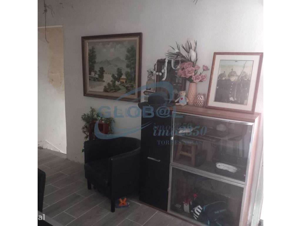 Moradia - Grande imagem: 3/12