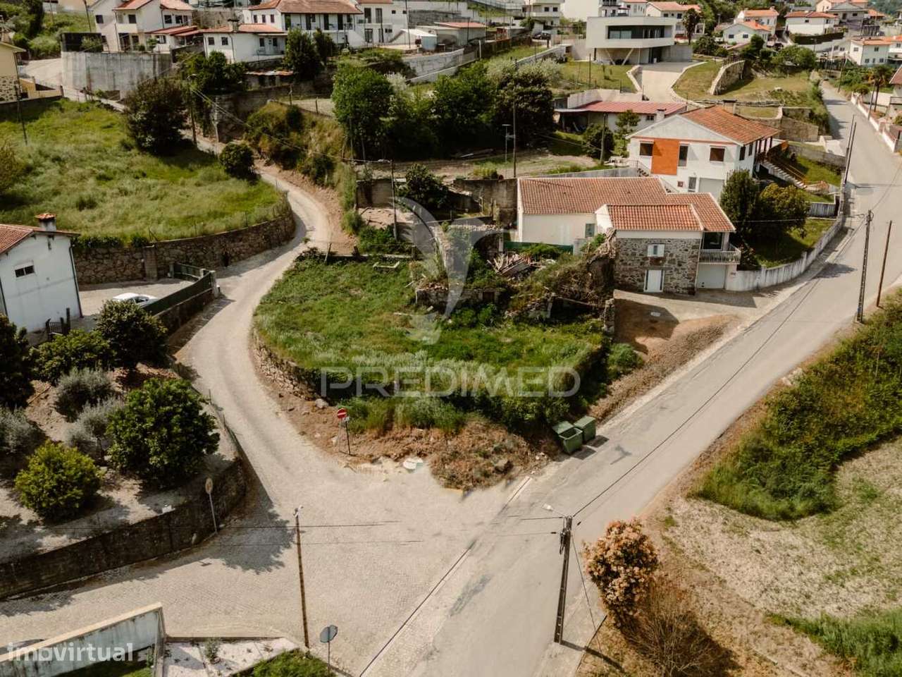 Terreno com Ruína em Pombeiro - Grande imagem: 4/9