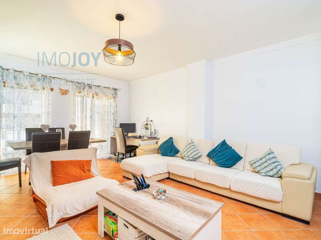 Fantástico Apartamento T3 à Venda na Quinta da Malata em Portimão-2