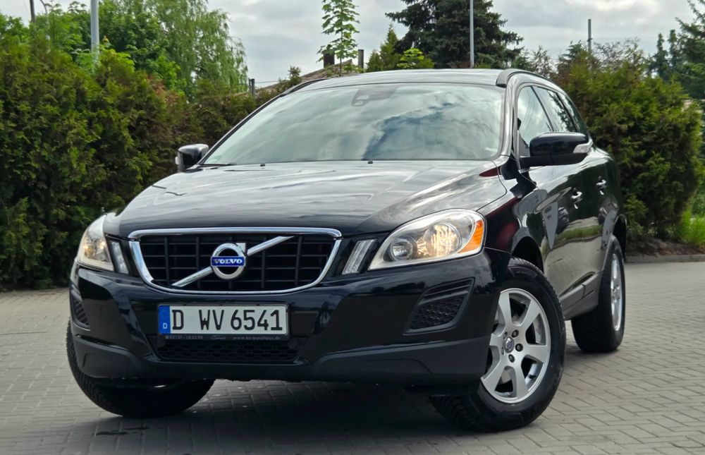 Volvo XC60 I D4 Geartronic Momentum 2010