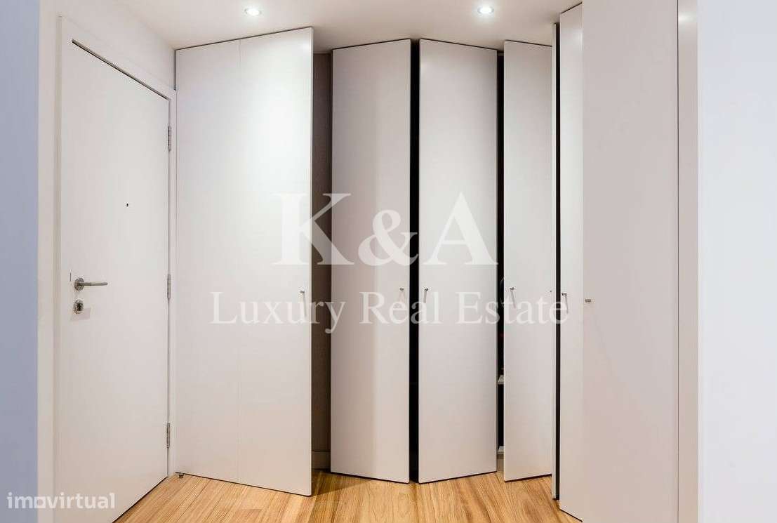 Apartamento totalmente renovado com vista mar, na Foz. - Grande imagem: 4/5