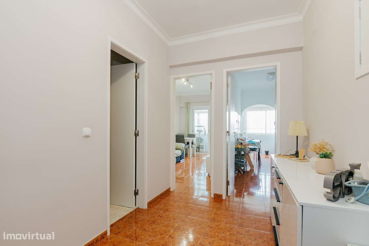 Apartamento 3 assoalhadas R/C - Grande imagem: 4/17