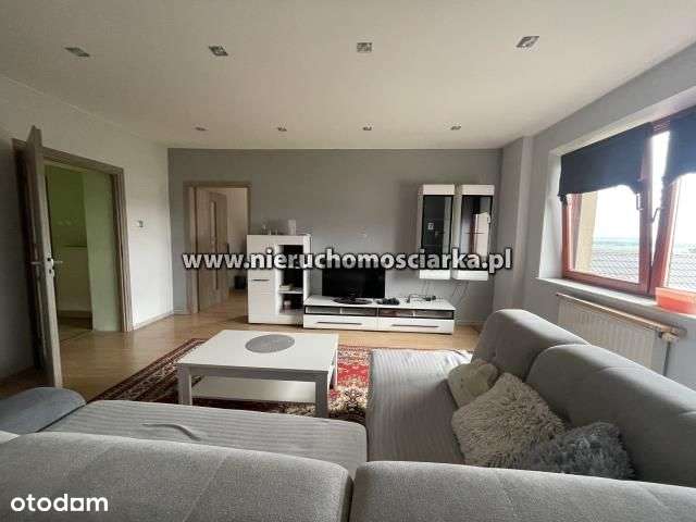 Ładny i zadbany dom w pięknej okolicy Pogrzebień-7