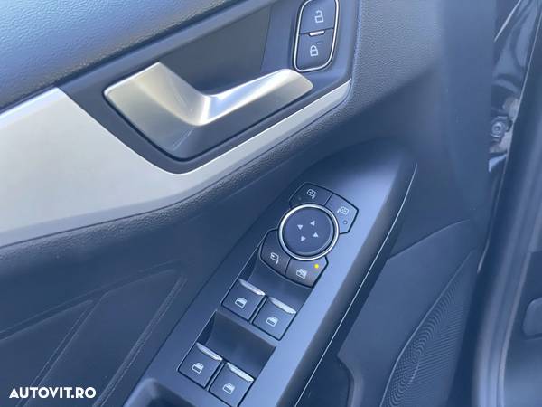 Ford Focus 1.5 EcoBlue Start-Stopp-System Aut. ACTIVE DESIGN - 11