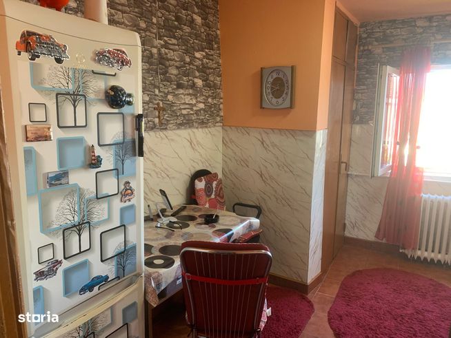 Ap. 3 camere decomandat, et.4 - str. Iasomiei, Bistrita-9