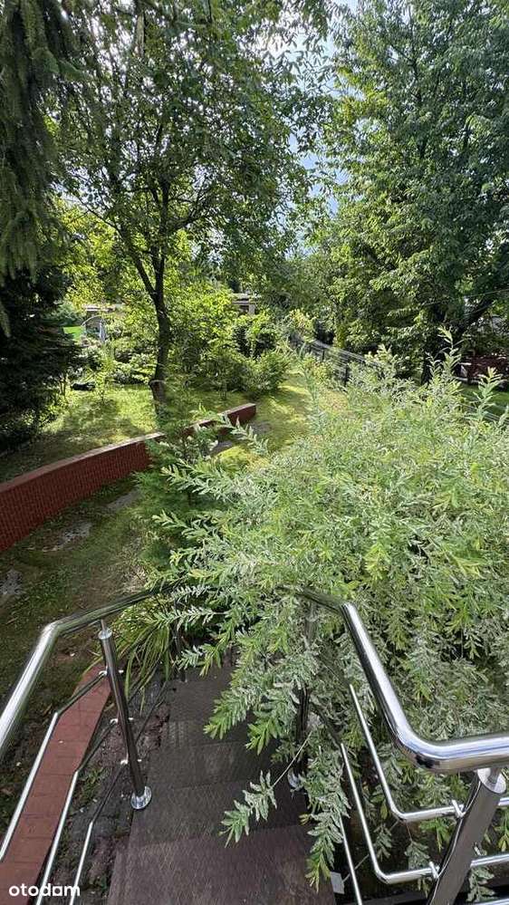 dom w zabudowie bliźniaczej - okol. Brzezińskiej-7